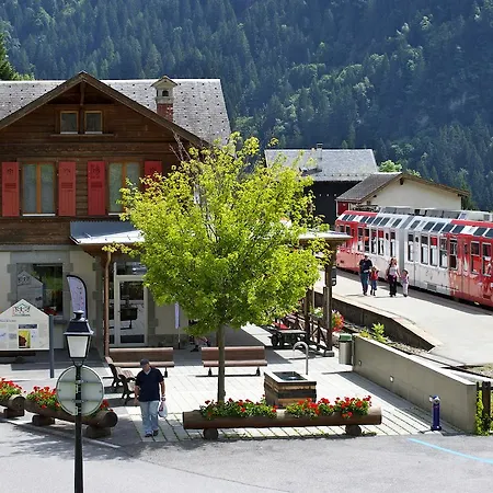 Suisse 2*